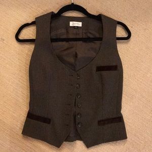 Tahari Women’s Vest